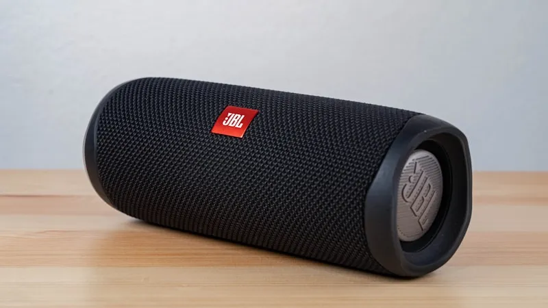 مكبر صوت بلوتوث JBL Flip 6